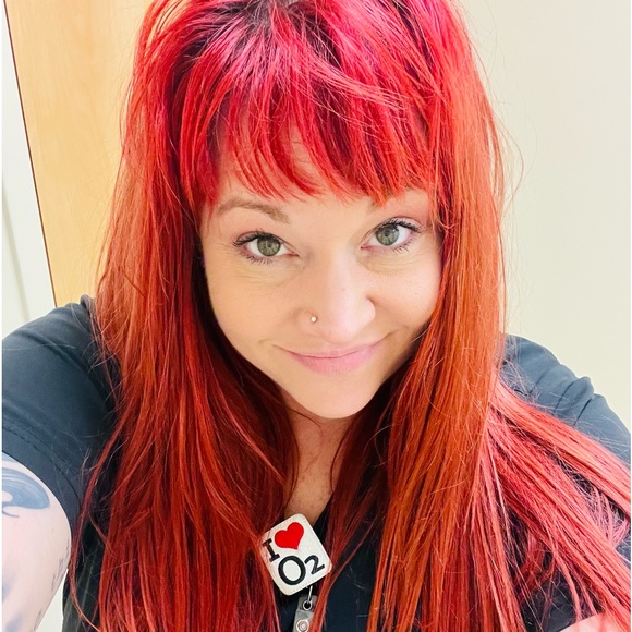 Meet your Posher, Erin - Picture 3 of 12